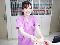 受付スタッフ